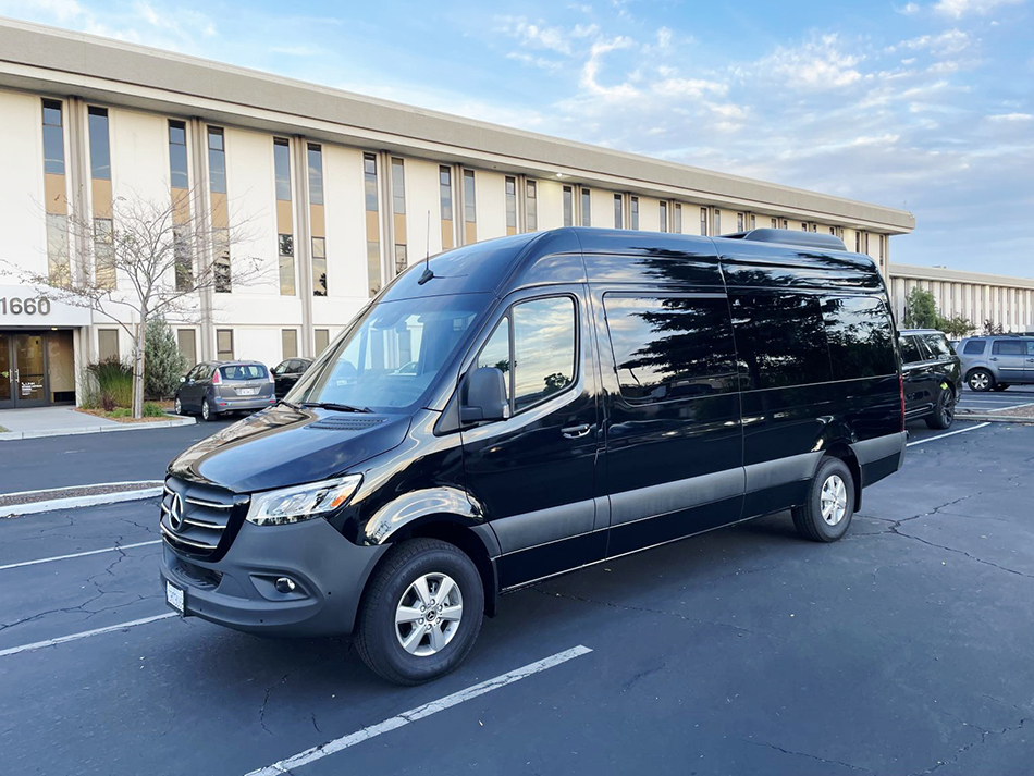 Mercedes-Benz Executive Sprinter